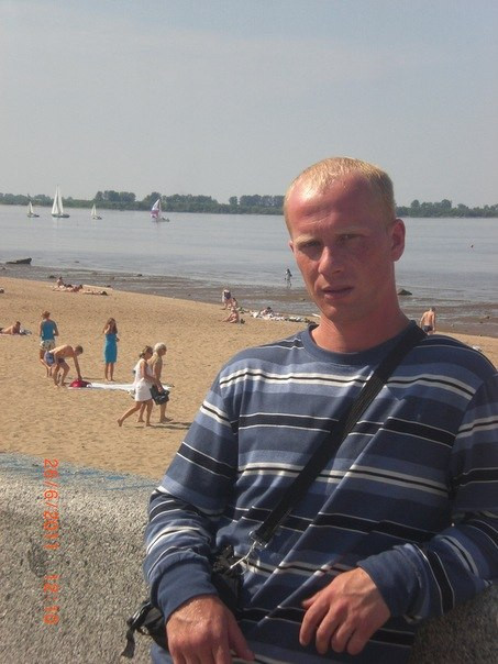 Юрий, Россия, Санкт-Петербург, 39 лет. Всё при общении