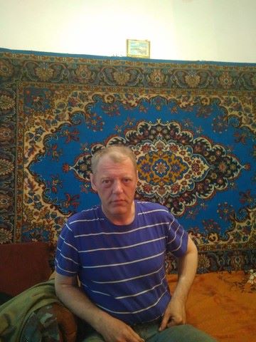 Виктор Кубышкин, Россия, Новосибирск, 51 год. русский ,не пьющий ,в нормальной физической форме ,снормальным чувством юмора,разведен,детей нет