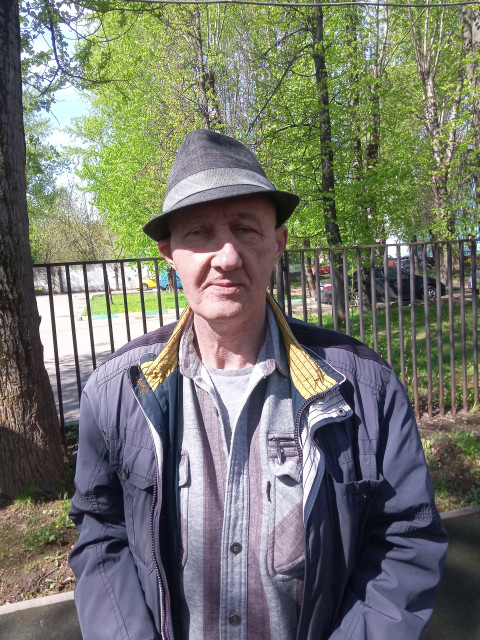 Алексей, Россия, Москва, 67 лет. Сирота. Родился и вырос в Москве. Ищу женщину одинокую для создания семьи. Мои намерения очень серьё