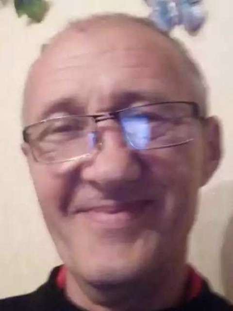 Алексей, Россия, Москва, 68 лет. Сирота. Родился и вырос в Москве. Ищу женщину одинокую для создания семьи. Мои намерения очень серьё