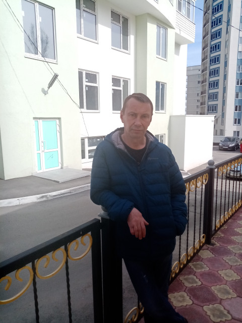 Александр, Россия, Саратов, 48 лет, 1 ребенок. Хочу найти Верную и добрую. Расскажу. Только не всем😁 🤫 
