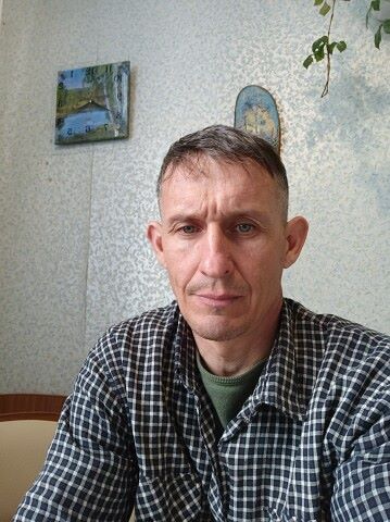 Вячеслав Олейников, Россия, Саратов, 51 год, 1 ребенок. Хочу найти Девушка, женщина. Мне 47 лет, сыну 20 лет, хочу познакомится с. Девушкой,