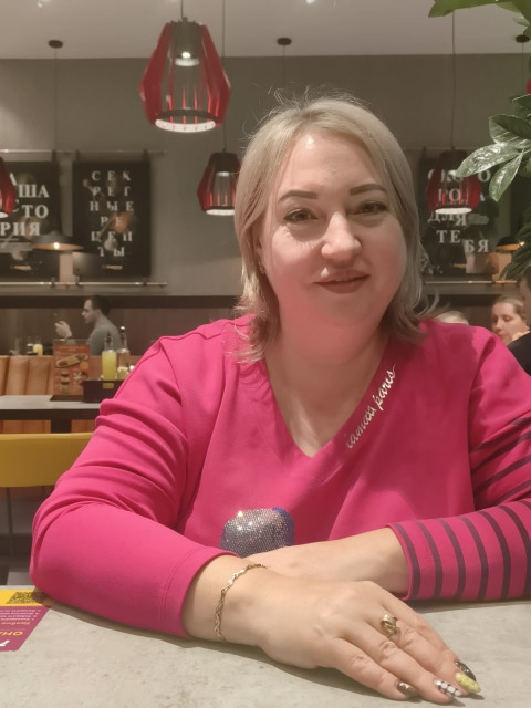 Елена, Москва, 46 лет, 2 ребенка, 7 фото. Ищу: Доброго, понимающего человека
для общения и создания семьи
Для серьезных отношений  Анкета 415247. 