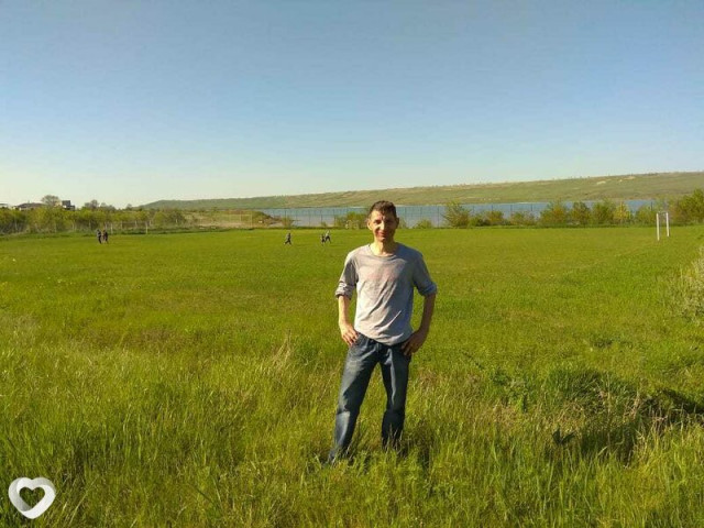 Дима Иванов, Украина Зугрэс. Фото на сайте ГдеПапа.Ру