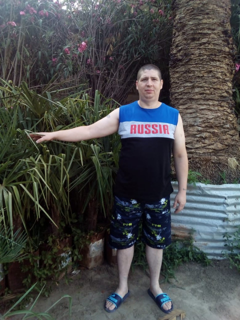 Павел, Россия, Ульяновск, 42 года, 1 ребенок. Хочу познакомиться с девушкой или женщиной для серьёзных отношений. 