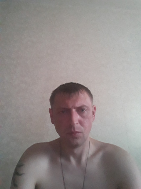 Андрей, Россия, Москва, 41 год. Хочу найти Для серьезных отношенийМоя жизнь полна интересных событий. Единственное, чего мне не хватает-любимая девушка рядом. 