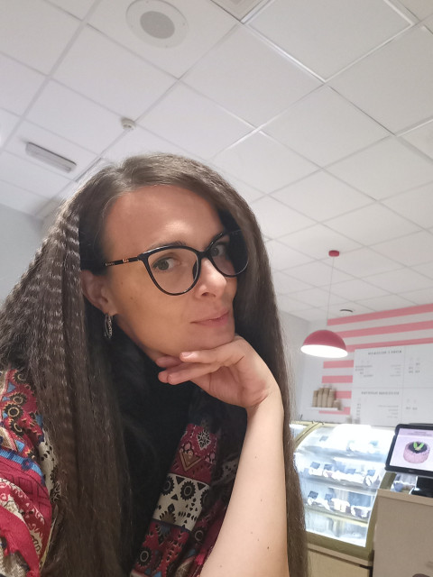 Екатерина, Беларусь, Гомель, 38 лет, 1 ребенок. Хорошая, добрая, веселая и отзывчивая девушка. Ищу мужчину для серьёзных отношений и создания семьи.