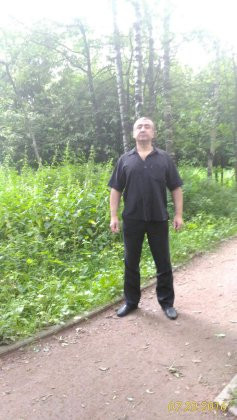 Георгий, Россия, Москва, 54 года. В разводе, есть дочка 14 лет, живёт с мамой, я живу один с маленькой собачкой той пудель девочка