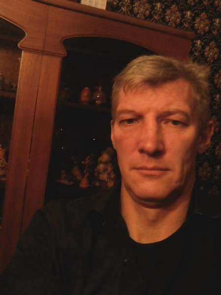Александр, Россия, Отрадное, 53 года. Он ищет её: кто понравиться, с тем и познакомлюському надо будет, тот узнает обо мне все и даже больше
