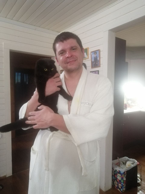 Иван, Россия, Балашиха, 38 лет, 2 ребенка. Хотелось бы найти хорошую девушку, чтобы хотелось продолжать жить и жить и радоваться жизни ту самуюЯ обычный человек, очень добрый, спокойный, заботливый! Я не из таких людей которые ищут ceкc на одн