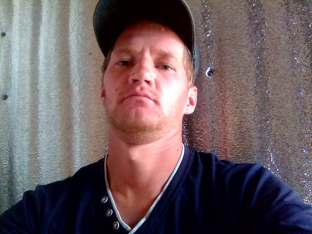 Руслан, Россия, Болотное, 38 лет. Хочу найти Добрую, милую, стройную, умнуюДобрый, спокойный, одинокий, не курю, пью редко. 