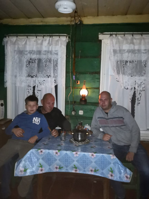 Если что..то я по середине..))))