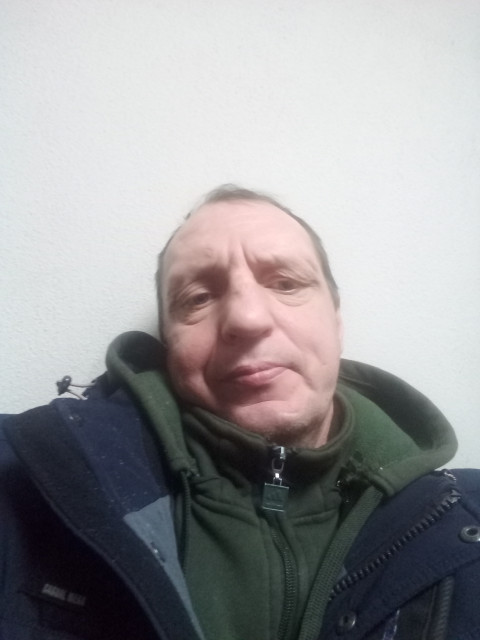 Роман, Москва, м. Люблино, 46 лет, 1 ребенок. Ищу: Отзывчивую, понимающую, умеющую ценить то, что её мужчина делает для семьи!!!  Анкета 432609. 