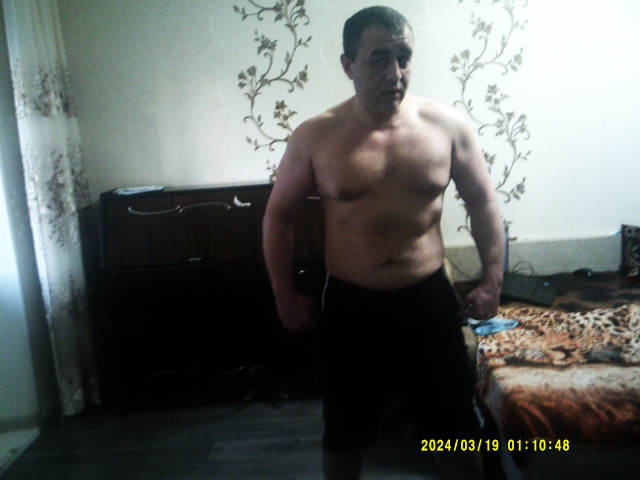 РОМАН, Россия, Волгоград, 39 лет, 2 ребенка. Хочу найти ДОБРУЮ ВЕРНУЮПАПА-ОДИНОЧКА