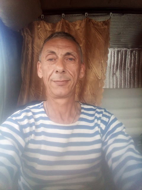 Виктор, Россия, Екатеринбург, 53 года. Познакомлюсь для создания семьи.