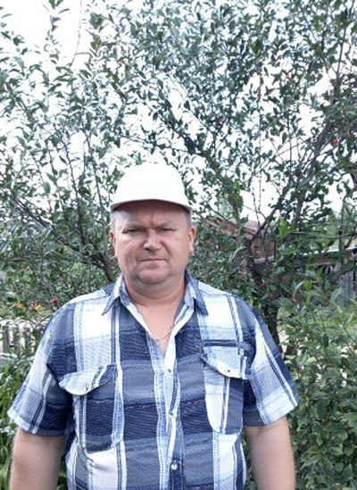 Александр Викторович, Россия, Нолинск, 51 год, 1 ребенок. Хочу найти простую добродушную женщину 40 -45 что бы меня воспринимала какой я естьлюблю рыбалку ходить за грибами  без в п