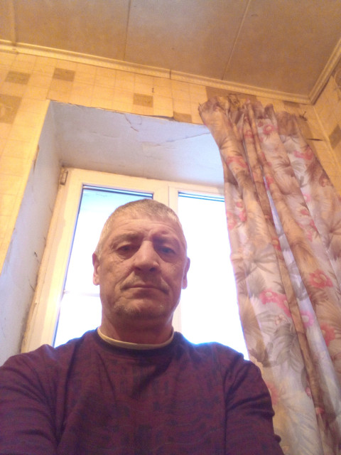Александр Астанин, Россия, Юхнов, 51 год, 1 ребенок. Хочу найти чтобы была женщина добрая нежная .добрый, заботливый хозяйственный, нежный ласковый, простой мужчина, не гулящей для серьёзных отношен