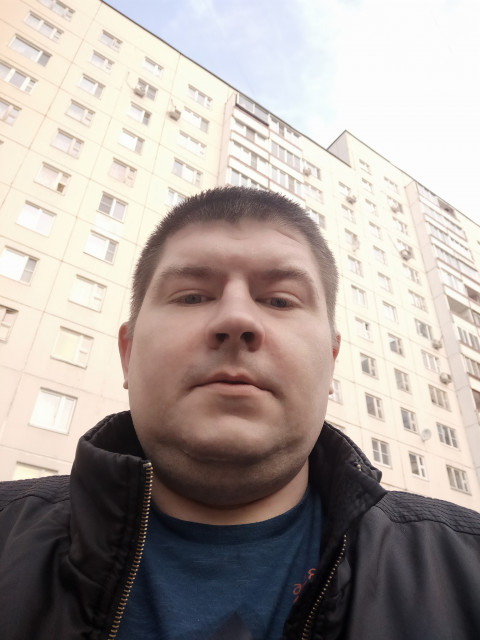Андрей, Россия, Москва, 43 года, 1 ребенок. Разведен.прожываю один.ищу спутницу для души и тела.