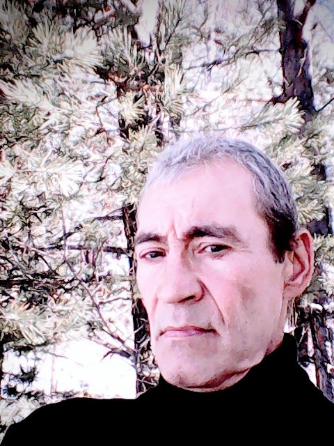 Андрей, Россия, Белокуриха, 57 лет. Хочу найти Добрую, внимательный а  главное преданную. Живу, работаю, мечтаю найти родную душу. А так все в меру, тоесть всего по чуть чуть. 
