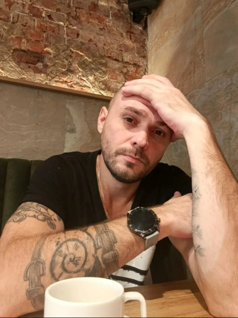 Алексей, Скопин, 41 год, 1 фото. У меня с автобиографией слабо, той которой буду интересен все расскажу по ходу знакомства)))