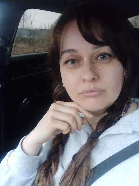 Татьяна, Москва, 41 год, 1 ребенок, 6 фото. Ищу: Нам нужен спокойный, добрый мужчина. Чтобы был нам с дочкой поддержкой и опорой, и стал бы ребёнку другом....  Анкета 443641. 