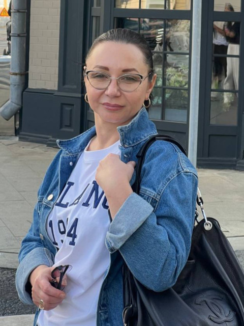 Римма, Россия, Москва, 51 год, 2 ребенка. Хочу познакомиться с мужчиной, приятным в общении, дальше время покажет. Люблю свой дом , своих детей и родителей, чистоту и порядок в доме. 