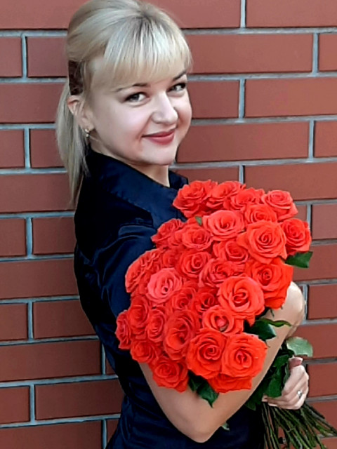Марина, Украина, Сумы, 38 лет, 1 ребенок. Веселая,жизнерадостная,интересная женщина ищет настоящего,надежньго,умного,состоятельного и самостоя