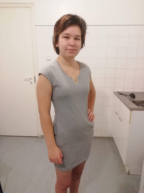 Дарья, Эстония, Таллин, 21 год. Я девушка, 18 лет, ищу серьёзных отношений с мужчиной постарше, я люблю детей и если они у вас есть 