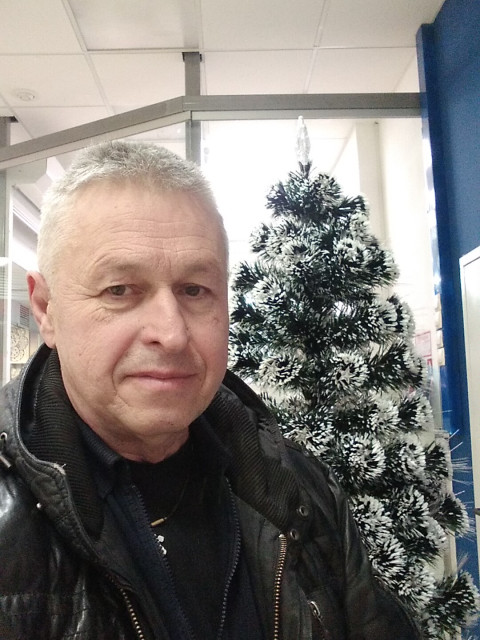 Владимир, Россия, Ростов-на-Дону, 61 год, 2 ребенка. Познакомлюсь для серьезных отношений и создания семьи.