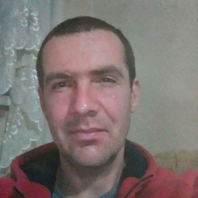 Дмитрий Халецкий, Россия, Ялта, 40 лет. Хочу найти Одинокую, милую, понимающуюСпиртное не употребляю, хочу бросить курить, отрицательное отношение к наркотикам