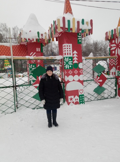 Настя Колесникова, Россия, Новосибирск, 26 лет. Познакомится с мужчиной