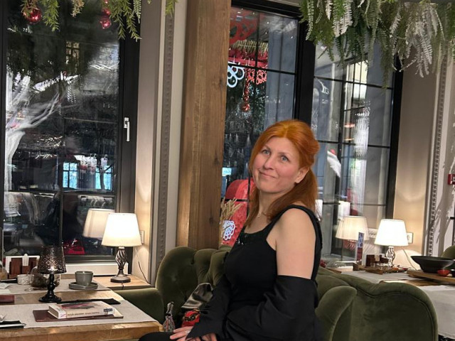 Виктория, Россия, Воронеж, 45 лет, 3 ребенка. Ищу: Мужчина для постоянных отношений с работой, машиной и жильем. 
Дети не помеха ). Стройный (+-)я просто...  Анкета 457917. 