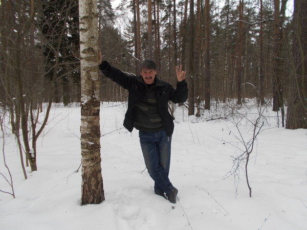 Александр Ефимов, Россия, Иваново, 64 года, 2 ребенка. Хочу найти Не полную до 54Я вроде не один-но одинок 
Я вроде в стае но я одинокий волк. 
Я айсберг среди белых льдин. 
По ж