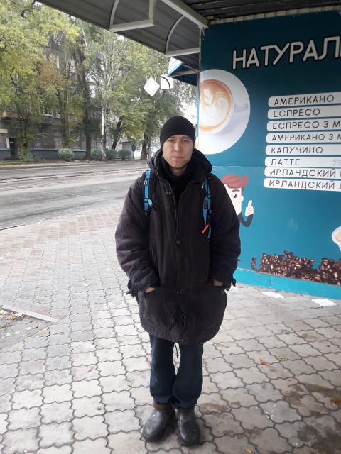 Андрей, Украина, Запорожье, 45 лет, 1 ребенок. М 41 год. Рост 175, Вес 73. 2 Высших образования, ищу девушку для с/о, любой регион, готов переехать
