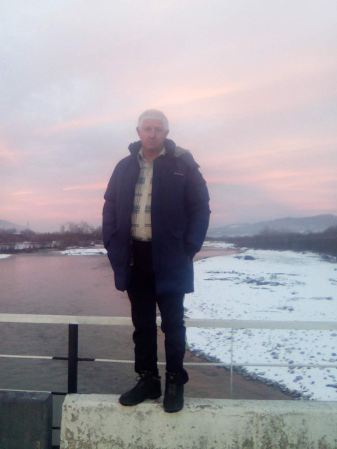 Геннадий, Россия, Мостовской, 55 лет. Хочу найти Только не толстых среднихДобрый отзывчивый верный