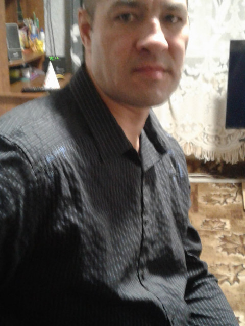 Алексей, Россия, Нижний Новгород, 42 года, 1 ребенок. Хочу найти Что бы была ласковая добраяИнвалид 3 группы по слуху. но я не глухой я немного не дослышиваю. работаю