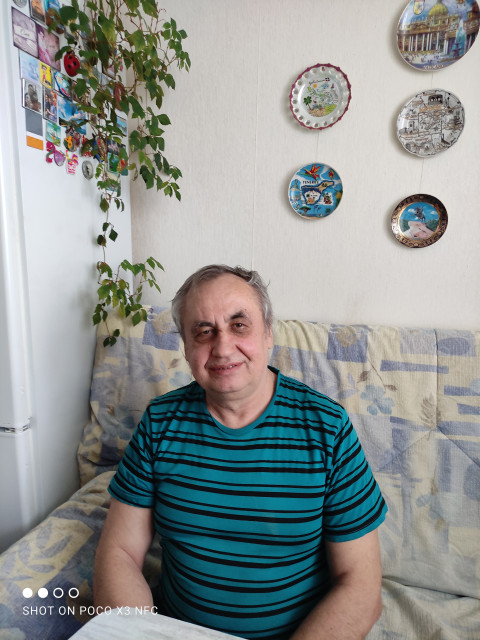 Валера, Россия, Москва, 64 года. Хочу найти Добропорядочную, желающую встреч. Пенсионер. Активный образ жизни. Люблю природу, лес, речку. 