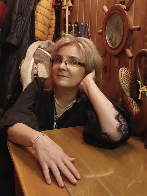 татьяна, Россия, Санкт-Петербург, 61 год, 1 ребенок. Хочу найти Без вредных привычек, состоявшийся профессионально мужчина, имеющий серьезные увлечения, связанный сМОГУ ОБЩАТЬСЯ ТОЛЬКО С НЕКУРЯЩИМИ