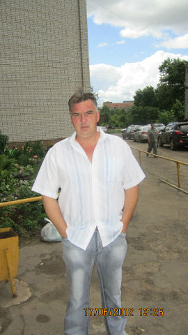 Дима Балабанов, Россия, Иваново, 56 лет. Хочу найти даму 50+ простую и без комплексоводиноки порядочен! 