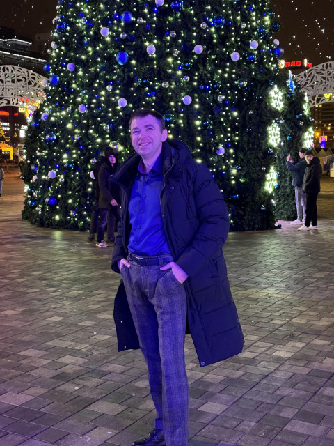 Алексей, Россия, Москва, 45 лет, 2 ребенка. Познакомлюсь с женщиной для любви и серьезных отношений, брака и создания семьи.Я в разводе, остальная информация при встрече. Больше предпочитаю живое общение чем переписки