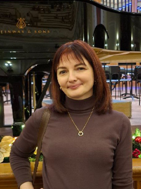 Любовь, Россия, Москва, 43 года, 5 детей. Познакомлюсь с мужчиной для любви и серьезных отношений.Я пианистка. Ищу мужчину для серьёзных отношений.