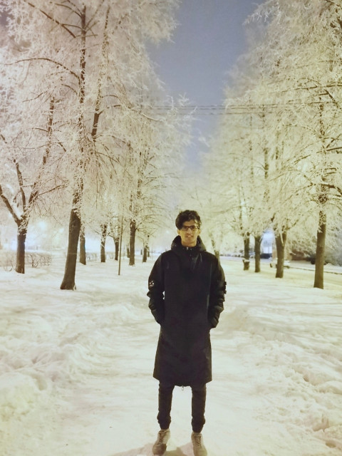 Эсса, Россия, Санкт-Петербург, 30 лет. Познакомлюсь с девушкой для любви и серьезных отношений, дружбы и общения.Я Араб, недавно в Петербурге, учусь на нефтегазовое.