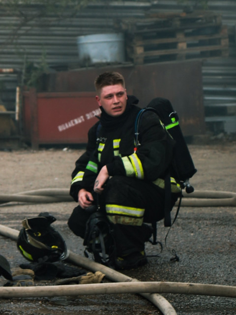 Александр, Россия, Благовещенск, 37 лет, 2 ребенка. Он ищет её: Познакомлюсь с женщиной для любви и серьезных отношений, дружбы и общения.Отец одиночка