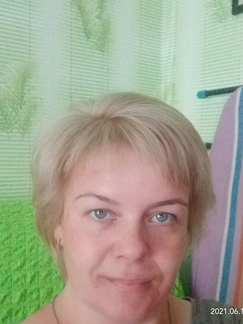 Ольга, Россия, Самара, 43 года, 2 ребенка. Познакомлюсь с мужчиной для любви и серьезных отношений. Вдова, воспитываю двух мальчишек, хотела бы найти мужчину для серьезных отношений