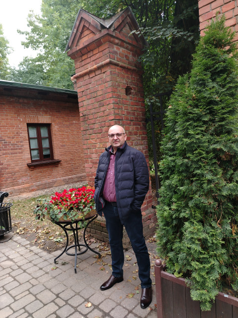 Александр, Минск, 54 года, 13 фото. Познакомлюсь с женщиной для любви и серьезных отношений, брака и создания семьи, воспитания детей, рождения...  Анкета 477713. 