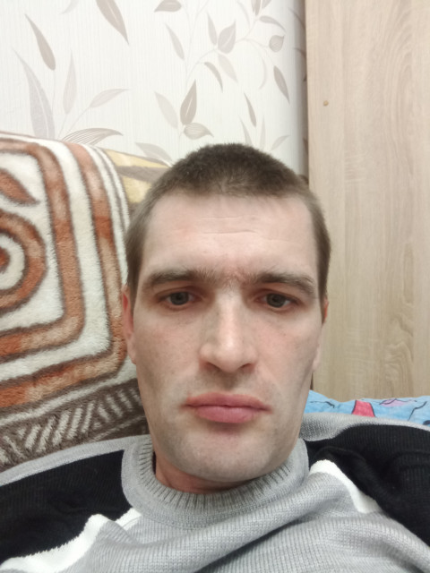 Антон Захаров, Россия, Санкт-Петербург, 39 лет, 1 ребенок. Хочу найти Жену которую буду любить и оберегатьВдовец ищю жену