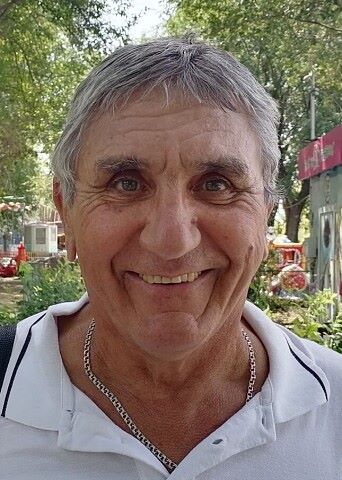 Хафиз Курамшин, Россия, Астрахань, 71 год. Хочу найти Женщину с одним ребенком, которой нужна материальная поддержка и помощь. Живу в Астрахани. Работаю. Жильем обеспечен. 