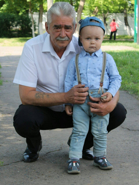 Александр, Россия, Курск, 59 лет, 1 ребенок. Познакомлюсь с женщиной для брака и создания семьи. Анкета 490382. 
