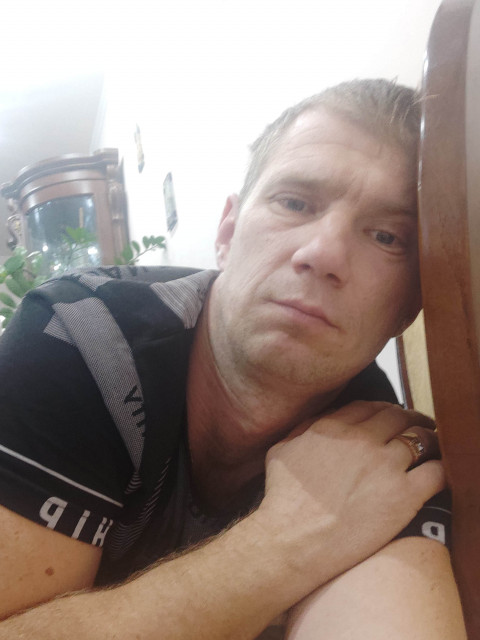 Андрей, Беларусь, Заславль, 39 лет, 1 ребенок. Познакомлюсь с женщиной для любви и серьезных отношений, брака и создания семьи. Добрый, скромный, простой