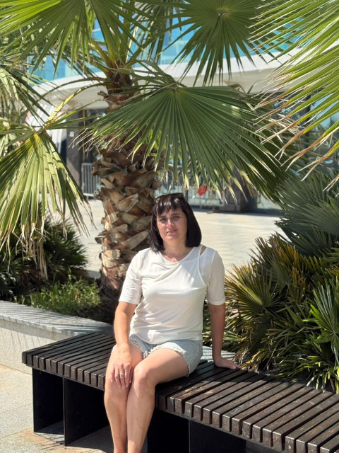 Екатерина, Россия, Ульяновск, 42 года, 1 ребенок. Познакомлюсь с мужчиной для любви и серьезных отношений, дружбы и общения. Всем привет, кто заглянул на мою страничку! Мне 38 лет, воспитываю доченьку. Весёлая, общительная, л